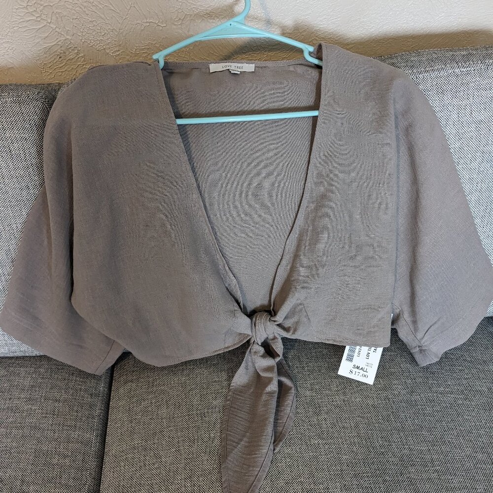 Love Tree Tie-in-Front Top/shrug / bolero Women's Size Small